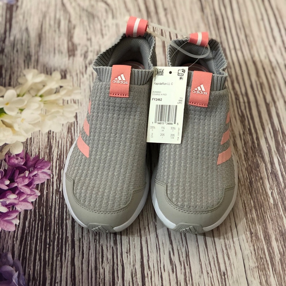 NWT Kid’s Adidas RapidaRun LL C